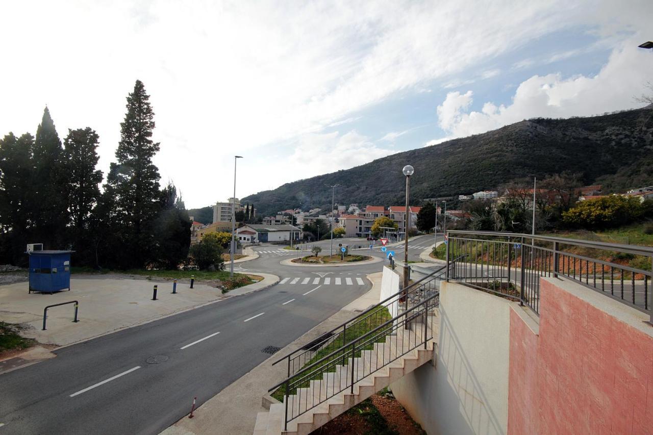 Apartments Residence Dj Petrovac Εξωτερικό φωτογραφία
