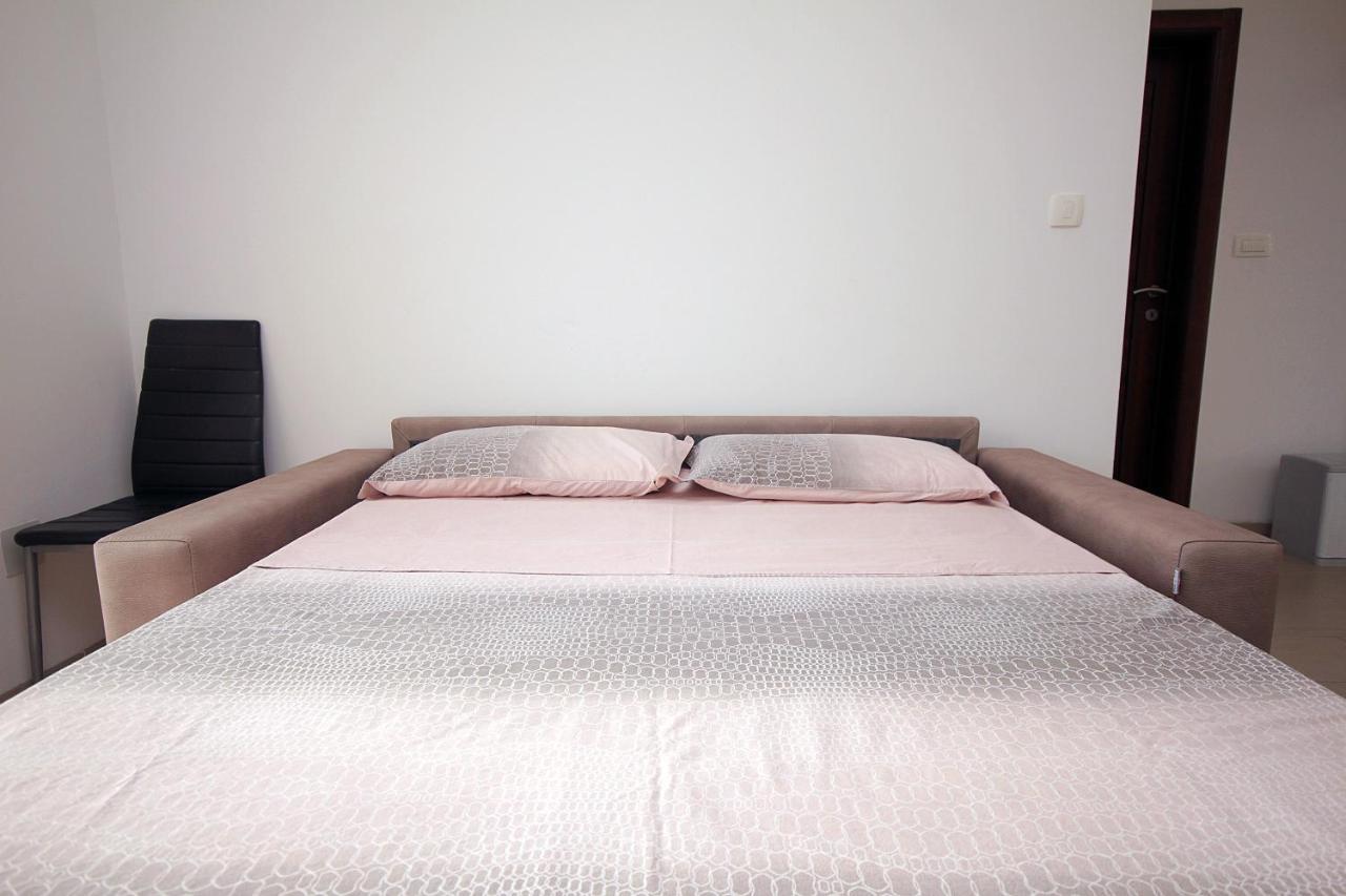 Apartments Residence Dj Petrovac Εξωτερικό φωτογραφία