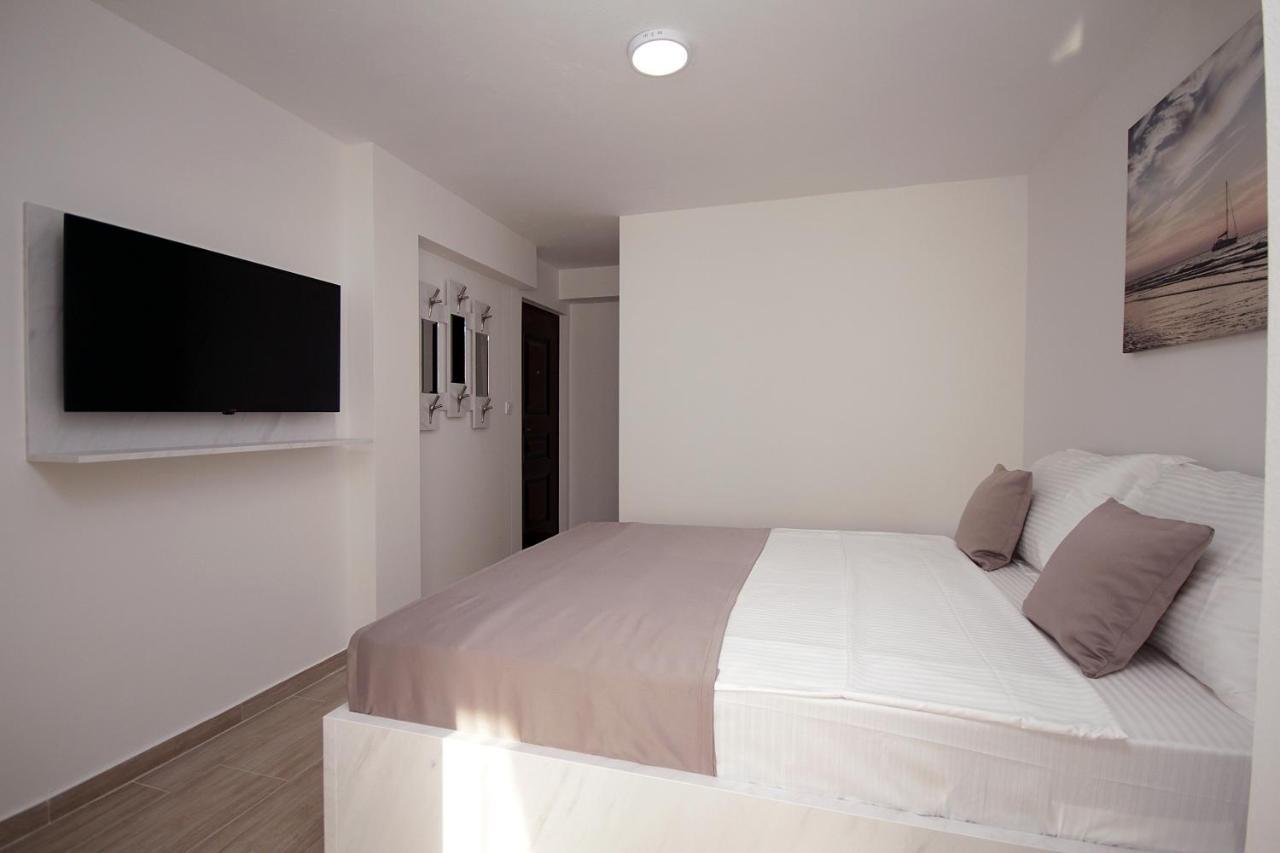 Apartments Residence Dj Petrovac Εξωτερικό φωτογραφία