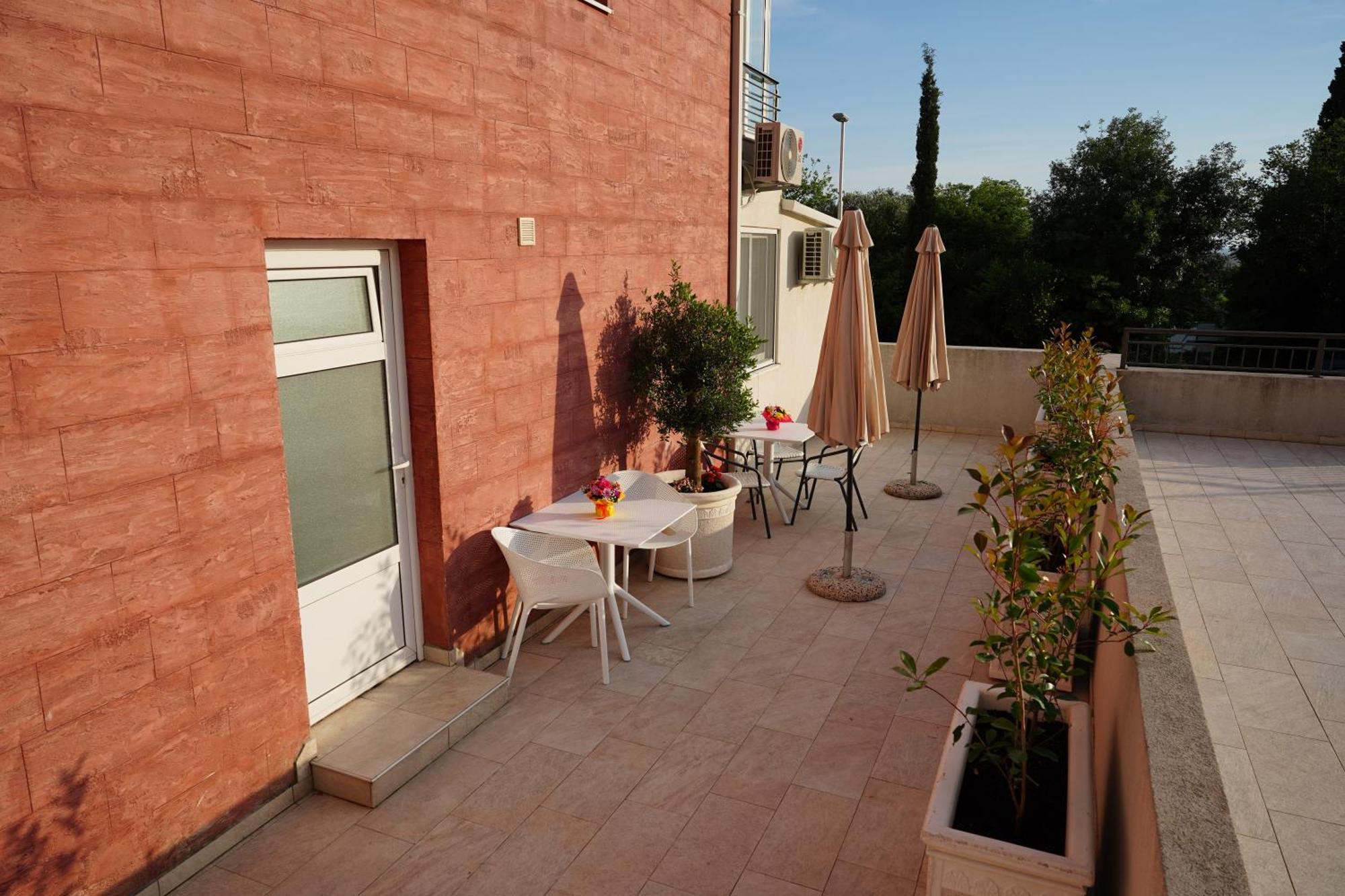 Apartments Residence Dj Petrovac Εξωτερικό φωτογραφία