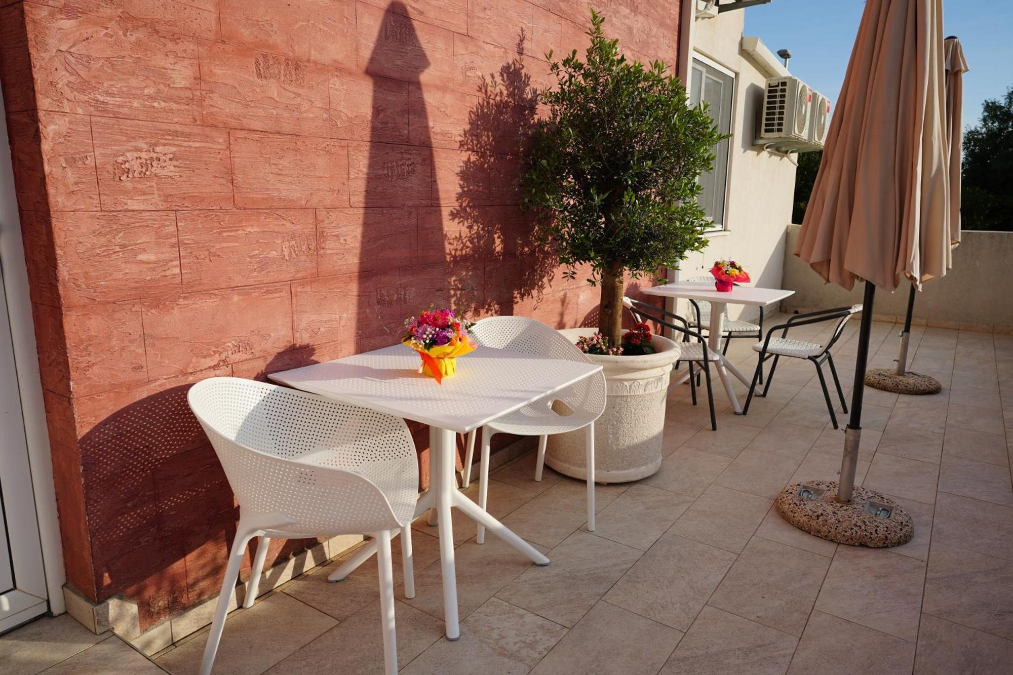 Apartments Residence Dj Petrovac Εξωτερικό φωτογραφία