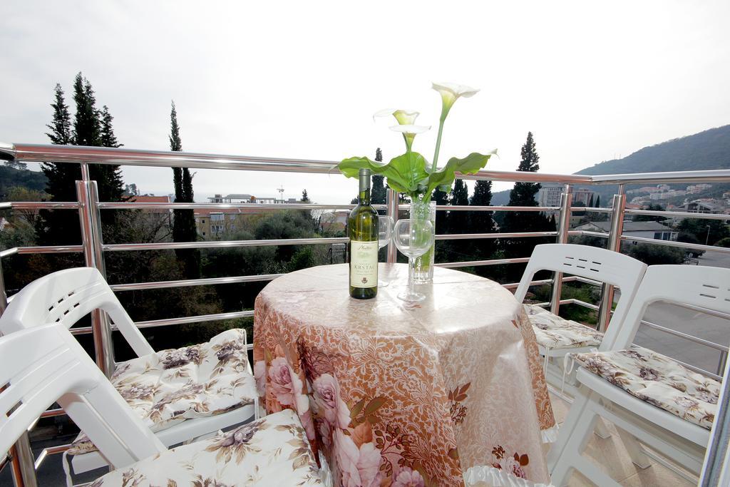 Apartments Residence Dj Petrovac Εξωτερικό φωτογραφία